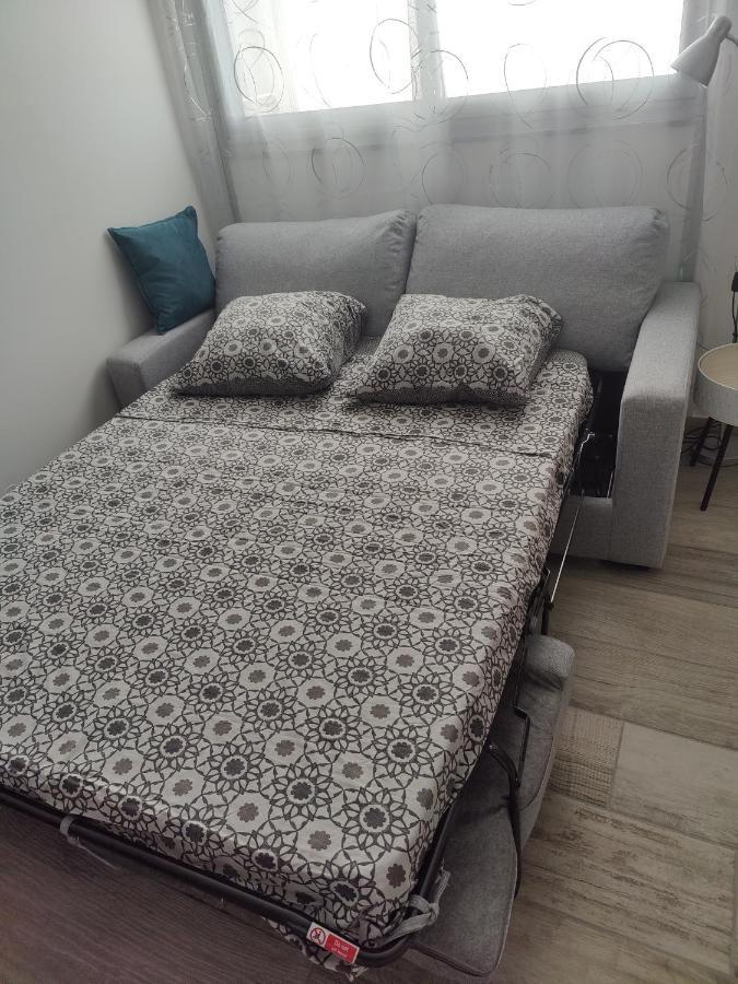 Studio Climatise 50 M.Du Port سان سيبريان المظهر الخارجي الصورة