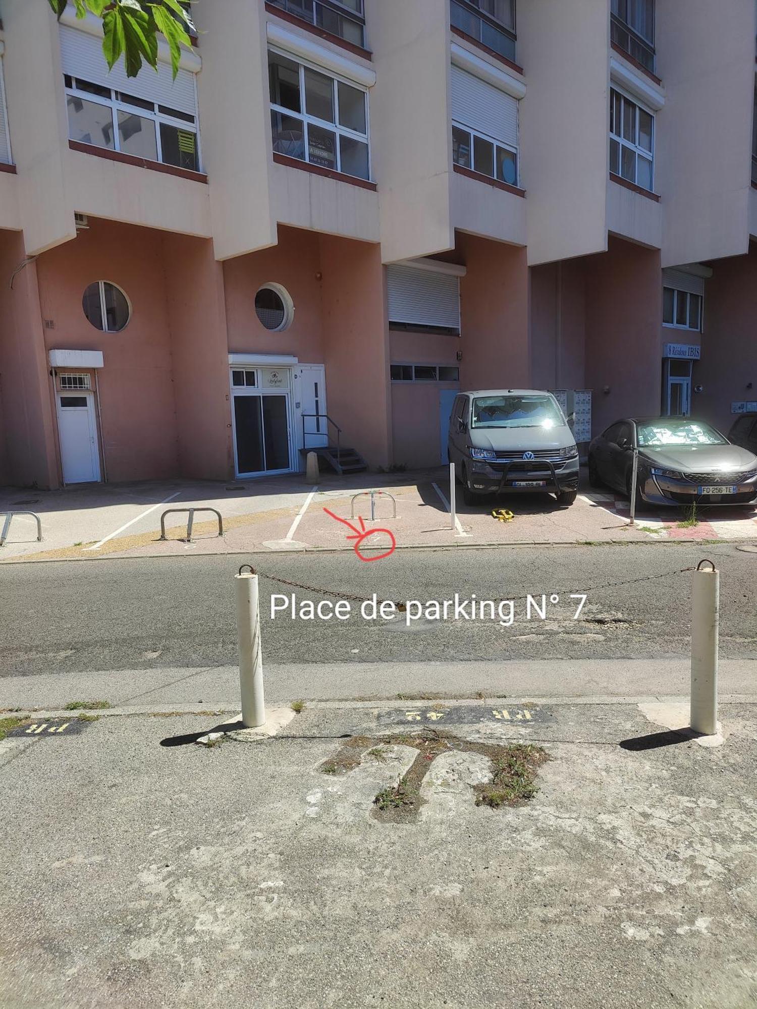 Studio Climatise 50 M.Du Port سان سيبريان المظهر الخارجي الصورة